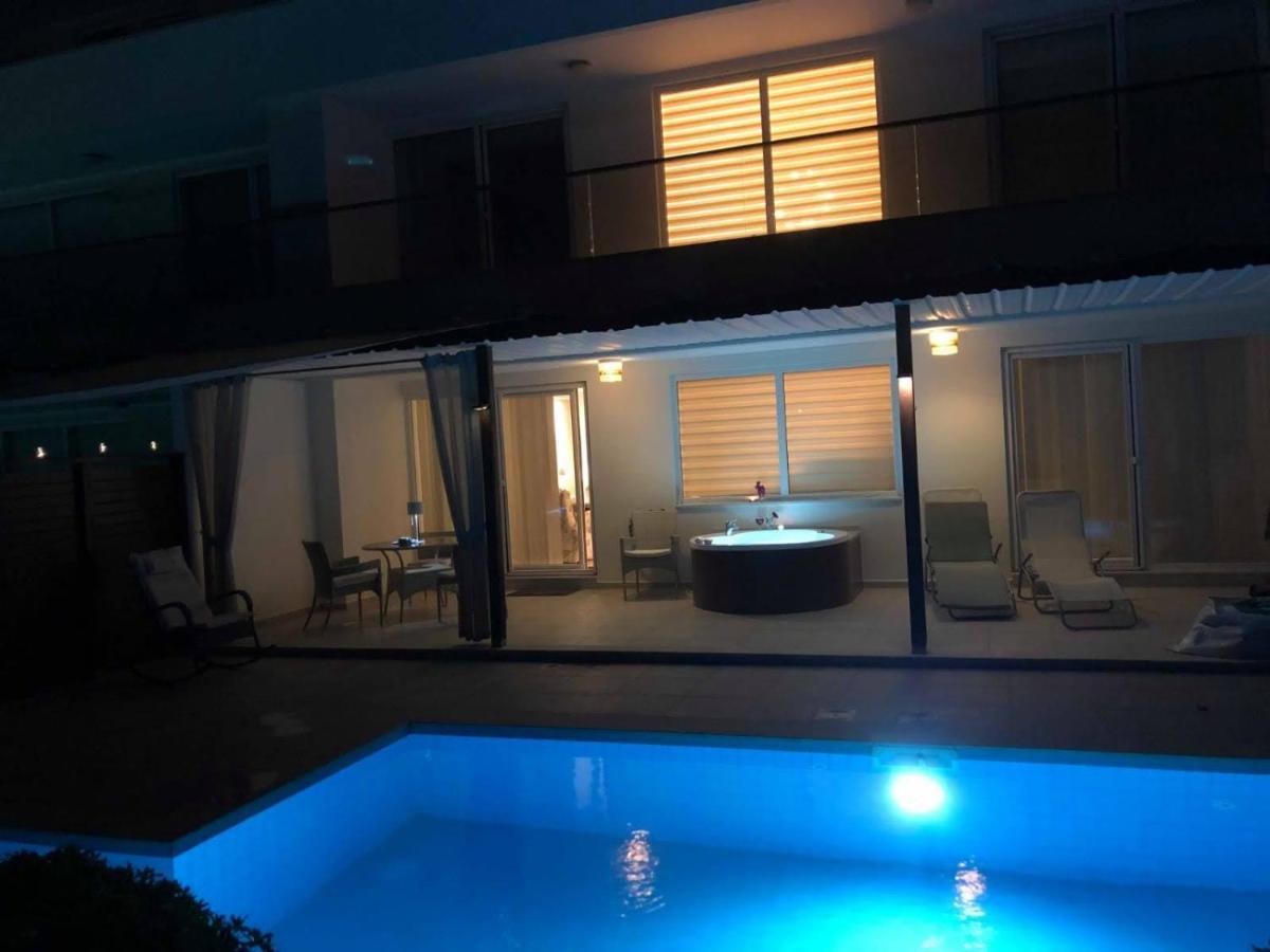 سيدي Babylon Luxury Villa With Private Pool And Indoor Heated Pool المظهر الخارجي الصورة